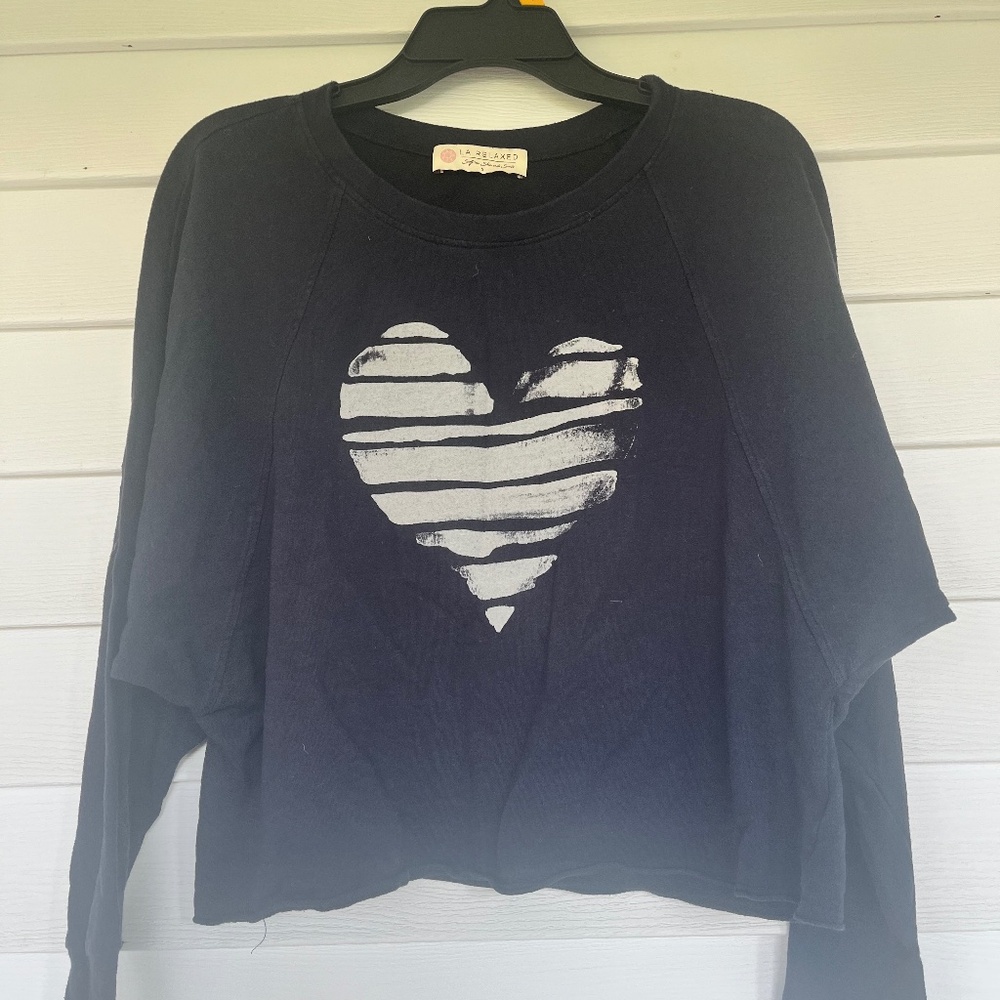 Cropped Long Sleeve in Navy with Heart size Small